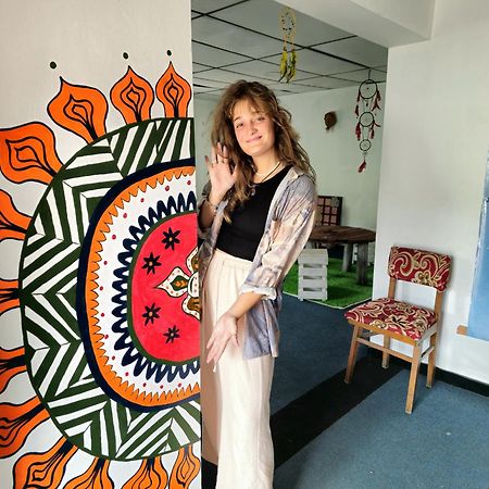 بيت شباب Haven Backpackers نوفارا إيلِيا المظهر الخارجي الصورة