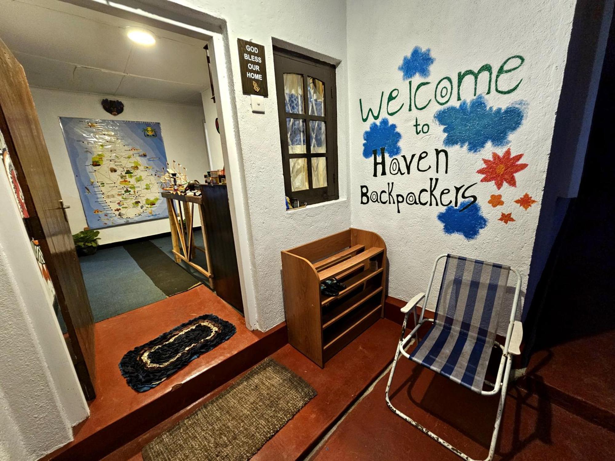 بيت شباب Haven Backpackers نوفارا إيلِيا المظهر الخارجي الصورة