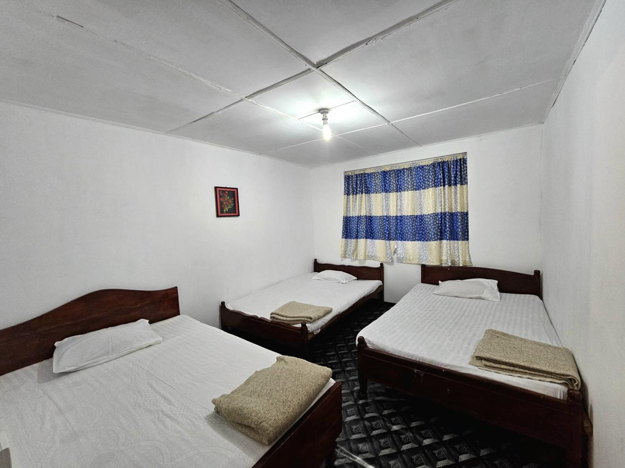 بيت شباب Haven Backpackers نوفارا إيلِيا المظهر الخارجي الصورة